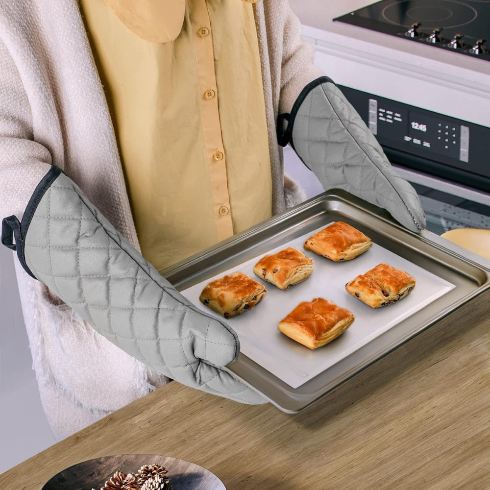 Grey 13-Inch Oven Mitts with Quilted Lining - Kitchen Gloves, 1 Pair